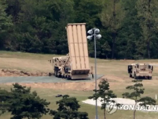 ロッテが配備用地として提供したゴルフ場に設置されたＴＨＡＡＤの発射台＝（聯合ニュース）