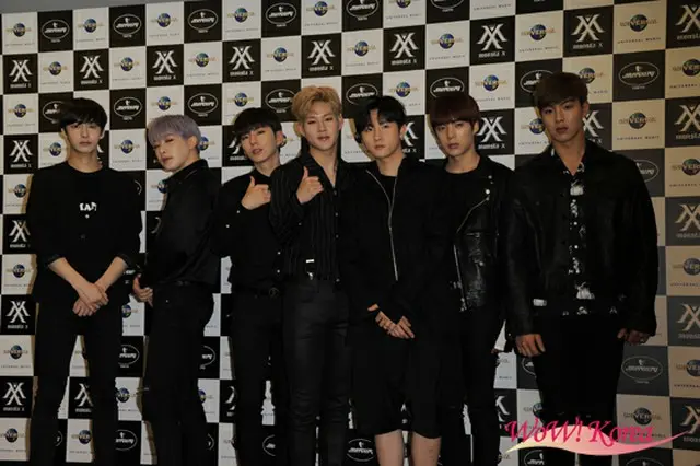 「MONSTA X」左からヒョンウォン、ウォノ、キヒョン、ジュホン、I.M、ミニョク、ショヌ
