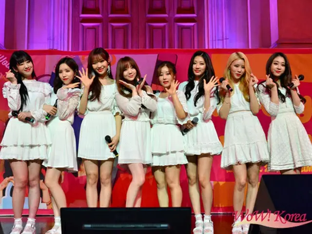 「LOVELYZ」左からジエ、JIN、スジョン、Kei、Babysoul、イェイン、ミジュ、ジス