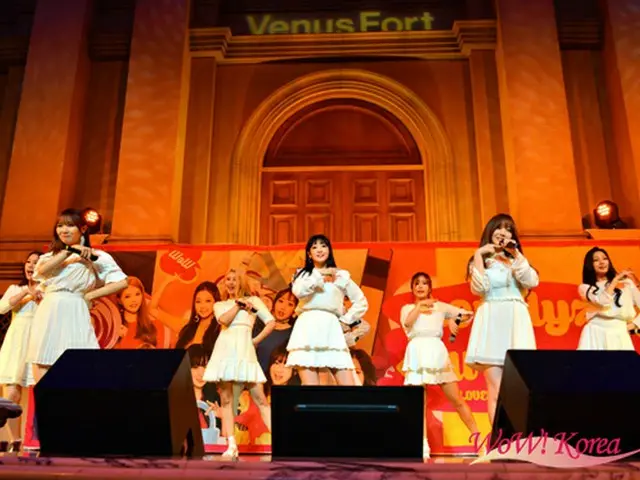 「LOVELYZ」