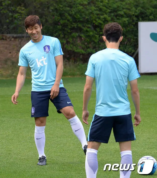 2年4か月ぶりに韓国代表に召集されたイ・グノ（32、江原FC）が背水の陣で臨む。