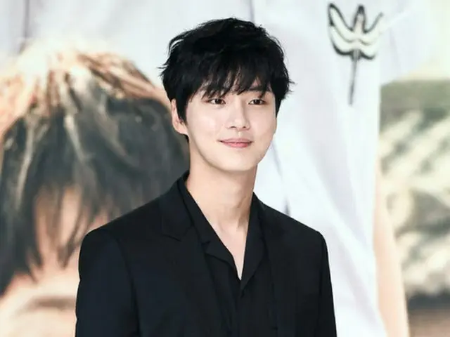 「最高の一発」ユン・シユン、「チャ・テヒョンは演技のマニュアルであり、頼りになる先生」（提供:OSEN)