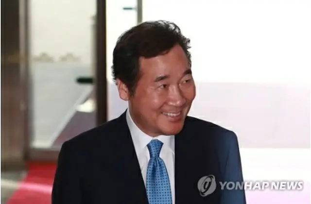 文在寅（ムン・ジェイン）大統領が首相候補に指名した李洛淵（イ・ナクヨン）氏（６４）に対する国会の人事聴聞会が２４、２５の両日に実施される。韓国では首相就任に国会の同意を得る必要がある。李氏の任命同意案は２９日か３１日の臨時国会本会議で採決に