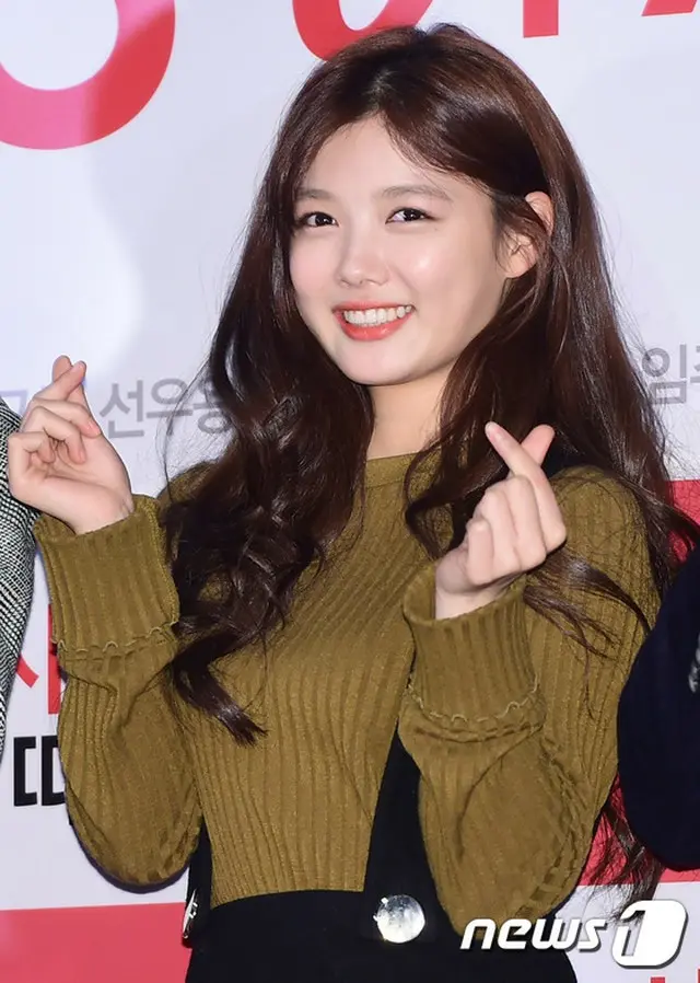 韓国女優キム・ユジョン（17）が「学校2017」に出演しないこととなった。