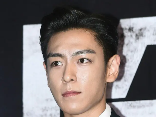 大麻を吸った容疑で起訴された韓国の人気アイドルグループ「BIGBANG」T.O.P（29、本名:チェ・スンヒョン）に転補措置が下された。