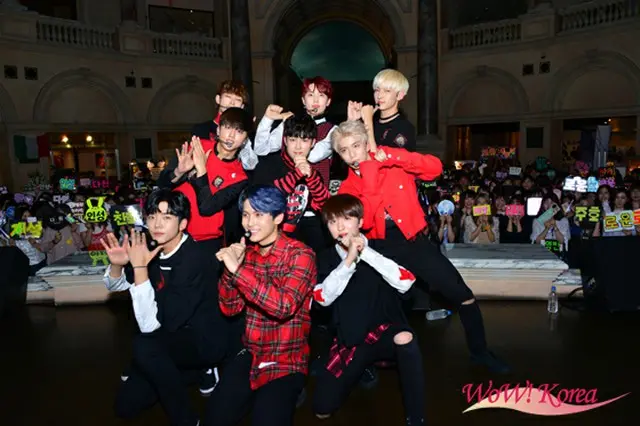 「SF9」