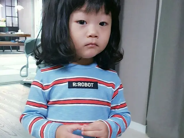 韓国サッカー選手イ・ドングクの息子、女装した姿が話題に（画像:イ・ドングクのInstagram）