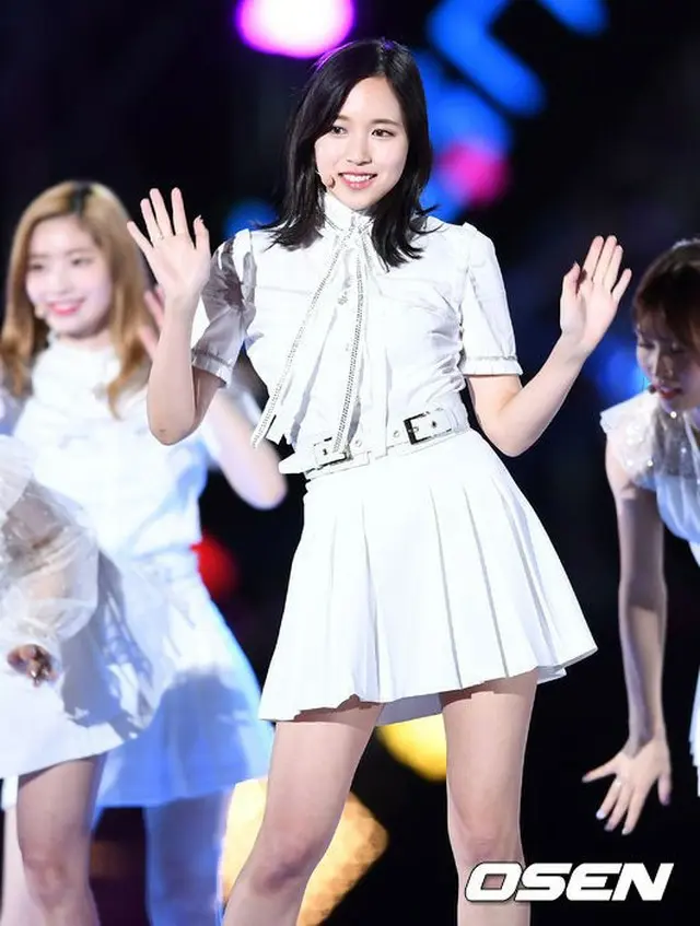 韓国ガールズグループ「TWICE」メンバーのミナを脅迫した人に対して、所属事務所のJYPエンターテインメントが強硬対応することを明らかにした。（提供:OSEN）