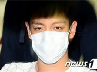 「BIGBANG」T.O.Pと大麻吸煙の女性練習生、一審で執行猶予宣告・釈放