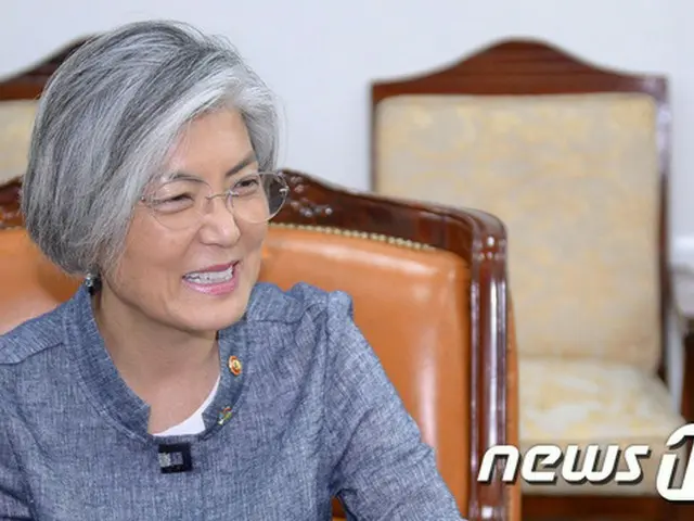 韓国の康京和（カン・ギョンファ）外交部長官が21日、日本の外務省に「韓国国民の大多数が慰安婦合意を受け入れていない」という政府の立場を公式的に伝えた。（提供:news1）