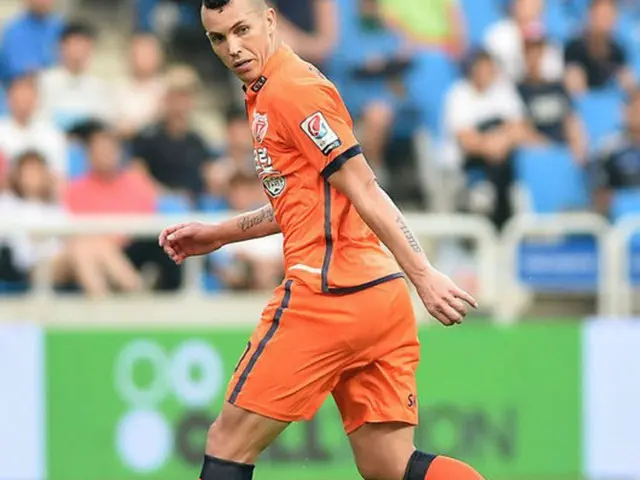 ＜サッカー＞済州FWマルセロ・トスカーノ、大宮に完全移籍
