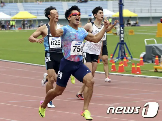 韓国陸上短距離界のエース、キム・グクヨン（26、光州広域市庁）が韓国最高記録を塗り替えた。世界選手権の基準記録も通過だ。