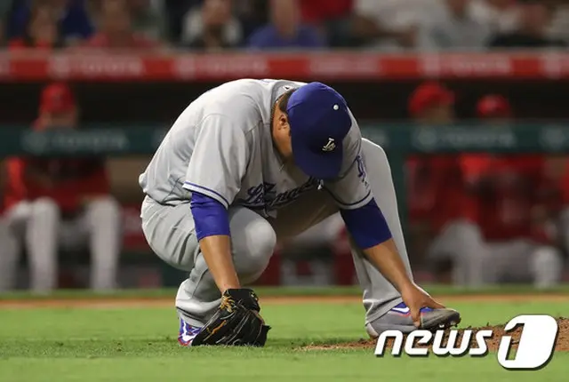 ＜MLB＞リュ・ヒョンジン、163キロの球が左足を強打 「状況を見守る必要あり」