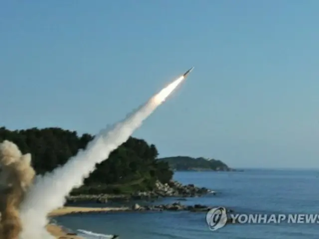 韓米両軍が弾道ミサイルの射撃訓練を実施した(合同参謀本部提供)=5日、ソウル(聯合ニュース)