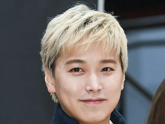 韓国ボーイズグループ「SUPER JUNIOR」メンバーのソンミンが、今回のグループでのアルバム活動から抜けると発表した。（提供:OSEN）