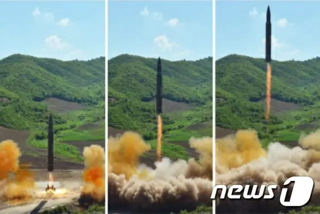 北朝鮮が約2週間後に再び大陸間弾道ミサイル（ICBM）や中距離ミサイルを発射する準備をしているとCNNが米行政府官僚2人の言葉を引用して19日（現地時間）、報道した。