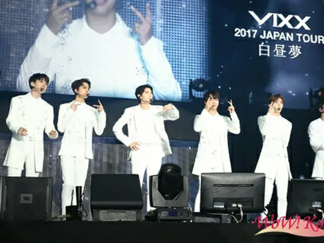 「VIXX」