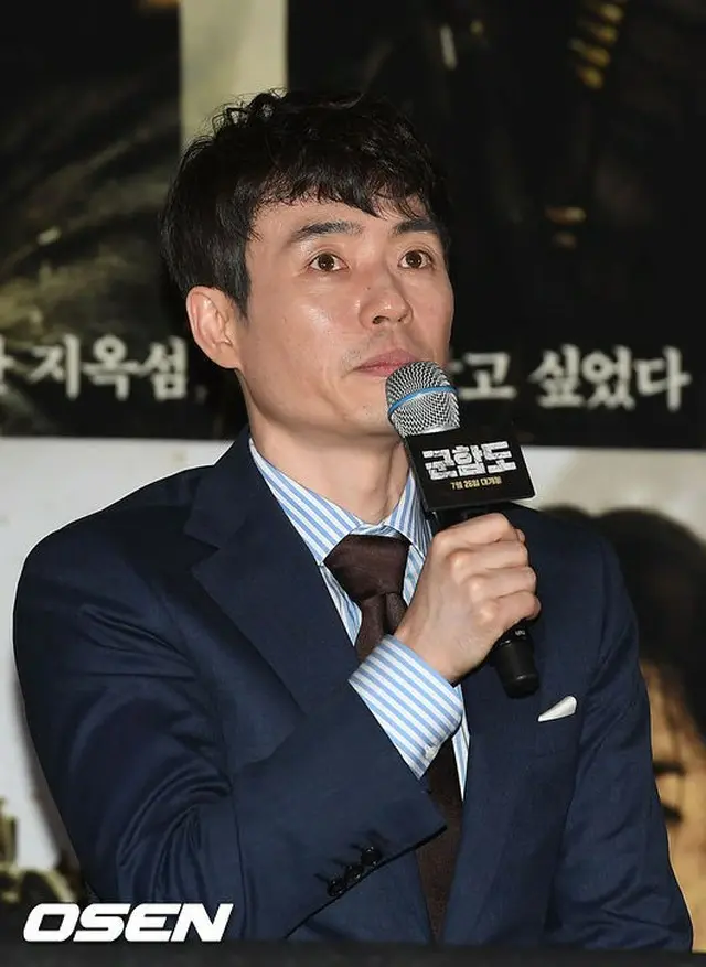 韓国俳優ソン・ジュンギ、ソ・ジソブらが出演する映画「軍艦島」の演出をしたリュ・スンワン監督が、最近の日本での一部メディアによる偏った報道に対して立場を表明した。（提供:OSEN）