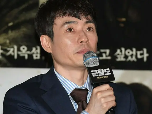 韓国俳優ソン・ジュンギ、ソ・ジソブらが出演する映画「軍艦島」の演出をしたリュ・スンワン監督が、最近の日本での一部メディアによる偏った報道に対して立場を表明した。（提供:OSEN）