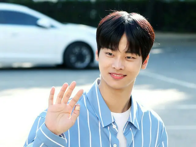 「VIXX」エン、公演中ステージ上で倒れる… 事務所「状況を確認中」