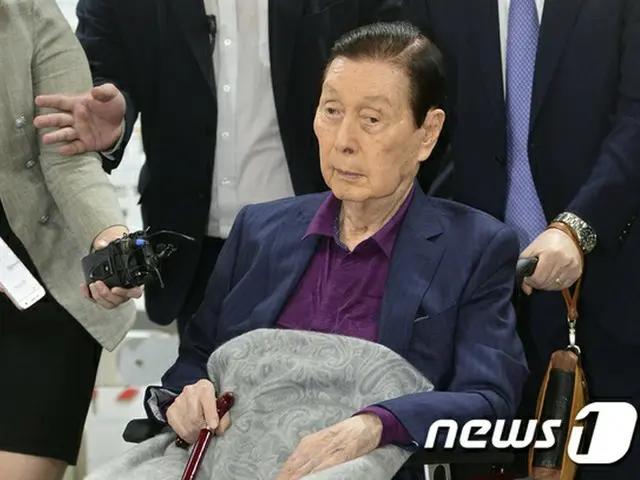 ロッテグループの重光武雄（辛格浩、シン・ギョクホ/94）総括会長が日韓系列会社の中で最後の登記役員職を維持していたロッテアルミニウムの理事からも退く。