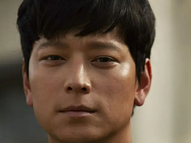 【合同インタビュー】カン・ドンウォン、映画「隠された時間」でピュアな感性演技を披露！自身の少年時代、そしてまだ残っている少年っぽさとは？