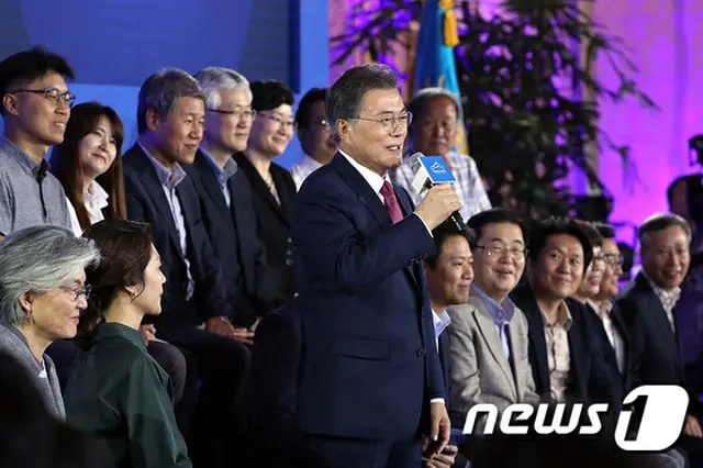 韓国の文在寅（ムン・ジェイン）大統領の支持率が上昇したことが21日、分かった。