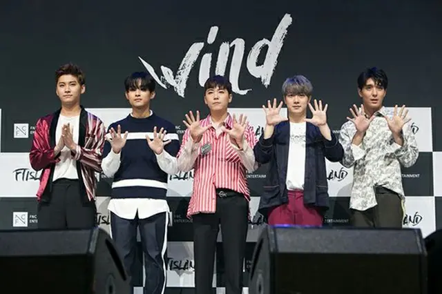 人気バンド「FTISLAND」が、1年ぶりにソウルで単独コンサートを開催し、爆発的なライブを披露する。（提供:OSEN)