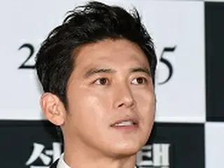 俳優コ・ス、まもなく3人目が誕生…妻が来月出産予定