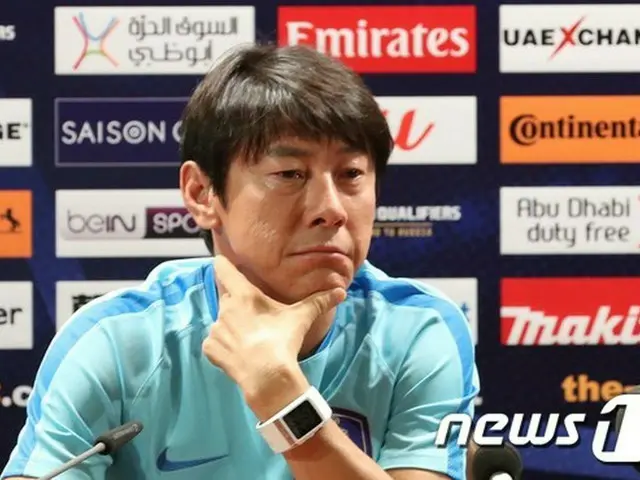 男子サッカー韓国代表のシン・テヨン監督（48）がウズベキスタン戦を控え、勝利して9大会連続のW杯進出を成し遂げると意気込んだ。