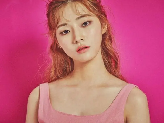 韓国のシンガーソングライター、キョン・ダソムが歌手チン・ウォン（28）や「Joypark」が所属するNSCカンパニーと専属契約を結んだ。（提供:OSEN）