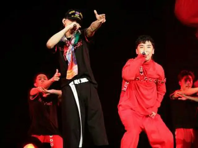 「BIGBANG」、G-DRAGONソロドームツアーラスト東京ドームにV.Iがサプライズ出演！大盛況にて閉幕