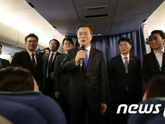 文大統領、国連演説終えて帰国の途