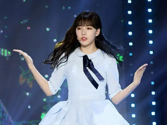 韓国ガールズグループ「GFRIEND」メンバーのイェリンが盲腸炎のため、当分は活動に参加できなくなった。（提供:OSEN）