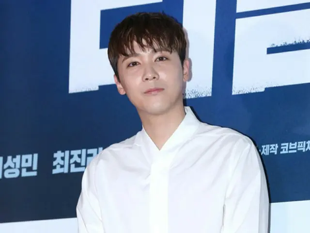 「FTISLAND」イ・ホンギ、喉の状態が悪化…ラジオ番組代打DJはクァク・ドンヨン（提供:news1）