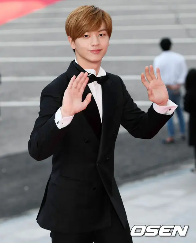 韓国ボーイズグループ「BTOB」メンバーで俳優としても活躍しているユク・ソンジェが、新人賞を受賞した。（提供:OSEN）