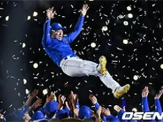 イ・スンヨプの引退、日本メディアも報じる「韓国の国民的英雄…引退の花道を飾った」