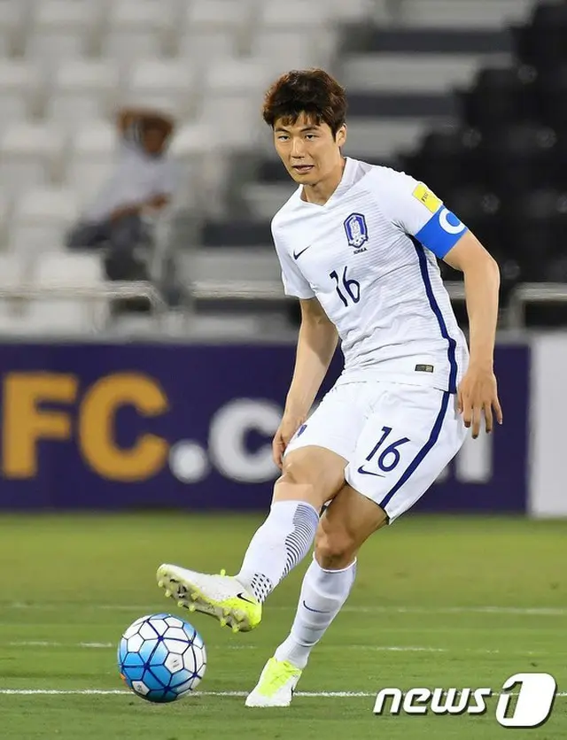 韓国代表キ・ソンヨン、4か月ぶりに代表チームの主将に復帰（提供:news1）