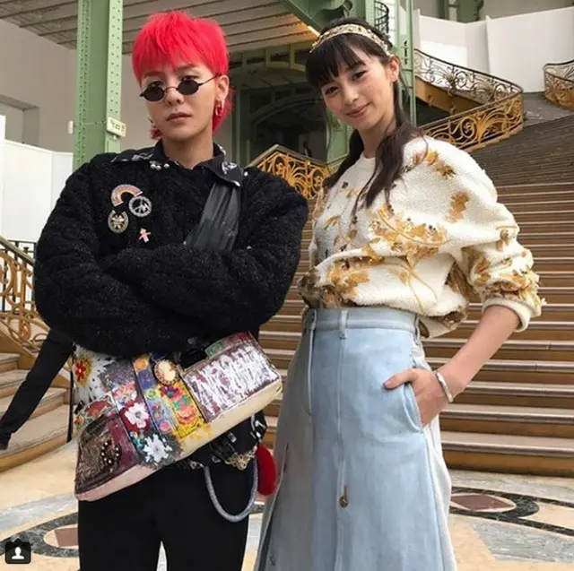 韓国の人気グループ「BIGBANG」G-DRAGON（29）がフランスでも独自の存在感を発揮した。（キャプチャー）