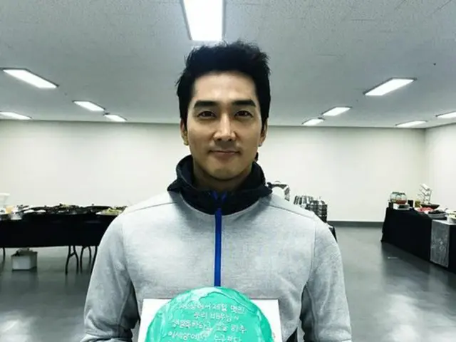 韓国俳優ソン・スンホン（41）が誕生日を迎え、ファンに感謝のあいさつをした。（提供:OSEN）
