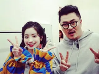 Defconn、ダヒョン（TWICE）との2ショット写真公開…「週刊アイドル」に期待高まる