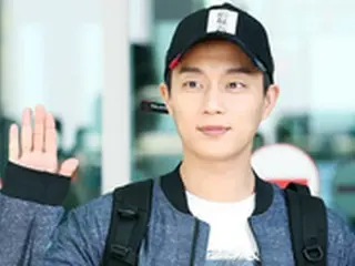 「Highlight」ユン・ドゥジュン、tvN新ドラマ「ゴハン行こうよ3」出演確定はNO…「オファーもらい検討中」