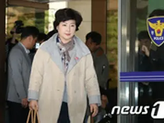 警察、“故キム・グァンソク娘の死亡疑惑”で夫人ソ・ヘスンさんを再召喚＝韓国