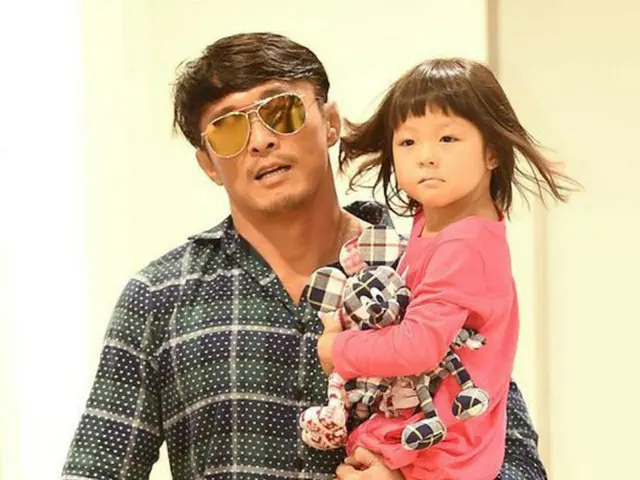 秋山成勲＆サランちゃん父子、「スーパーマンが帰ってきた」4周年特集に出演へ（提供:OSEN）