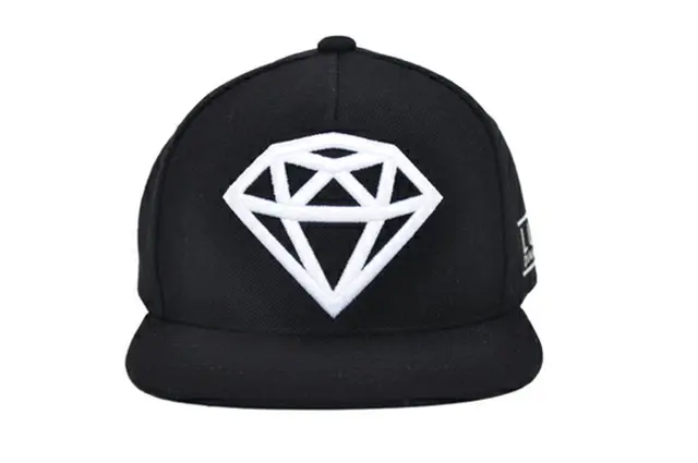 K-POPアイドルも多数愛用中！「LUX DIAMOND」商品を好評発売中