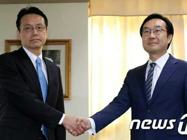 北朝鮮核問題を論議する6カ国協議の韓国と日本の首席代表が19日、会合を開き、北朝鮮の核・ミサイル脅威への対応方案を協議した。