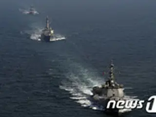 日米韓のイージス艦、北弾道ミサイルの警戒訓練実施