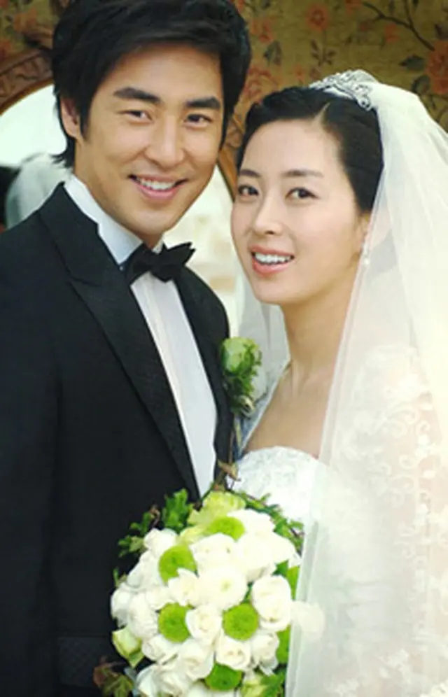 写真＝ドラマ中、結婚したゴヌ＆スンジュカップル
