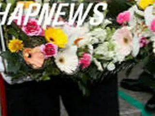 爆弾テロで死亡した兵士の告別式、600人が見送る