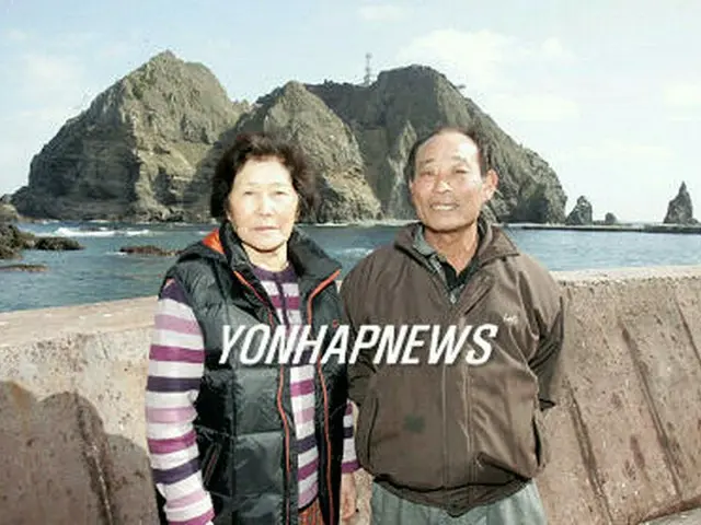 独島に居住する金成道さん夫妻＝（聯合）